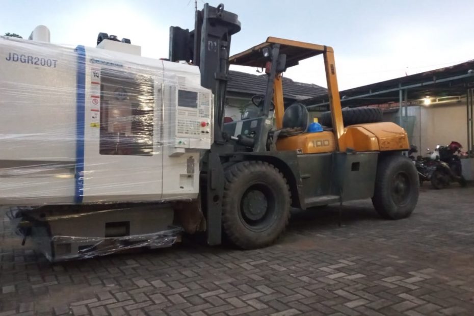 sewa forklift jakarta