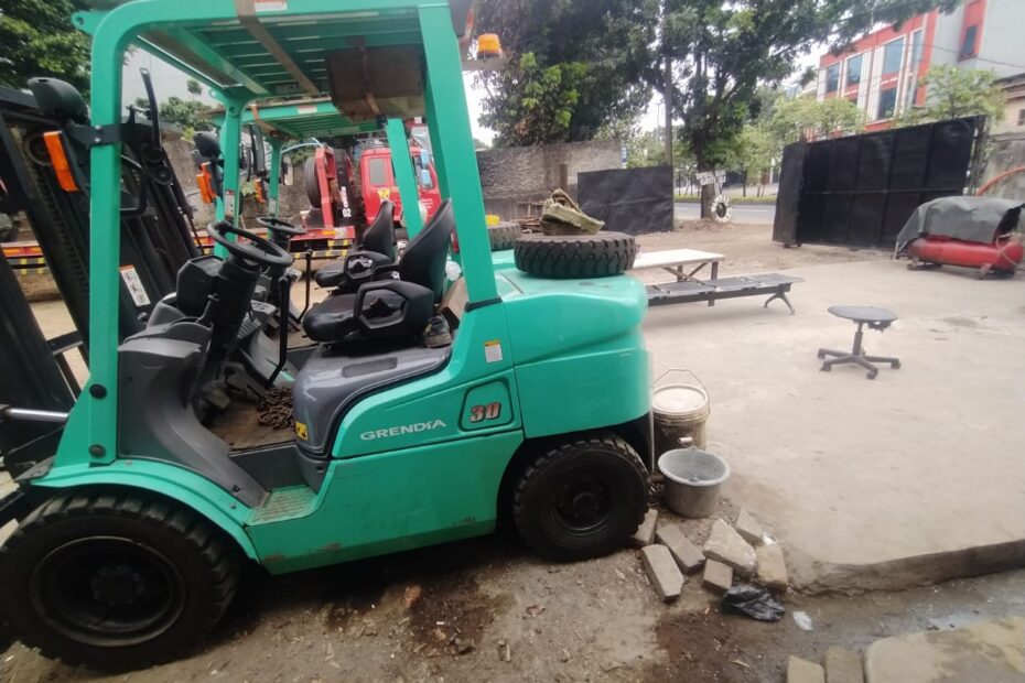 sewa forklift cikembar sukabumi termurah