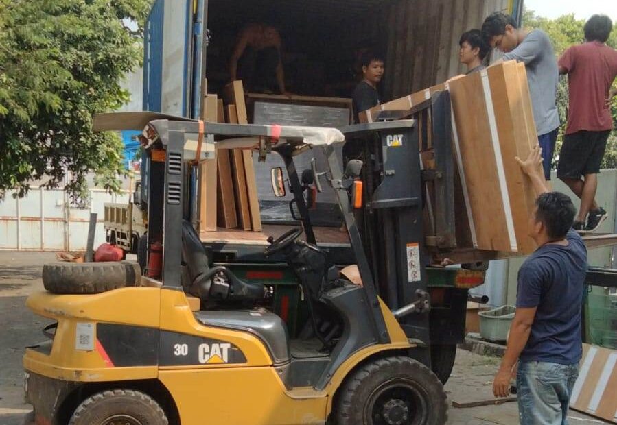 sewa forklift ciseeng bogor terpercaya