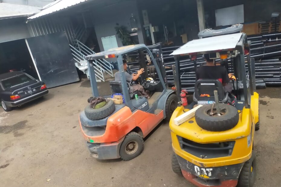 sewa forklift gunung putri murah buka 24 jam