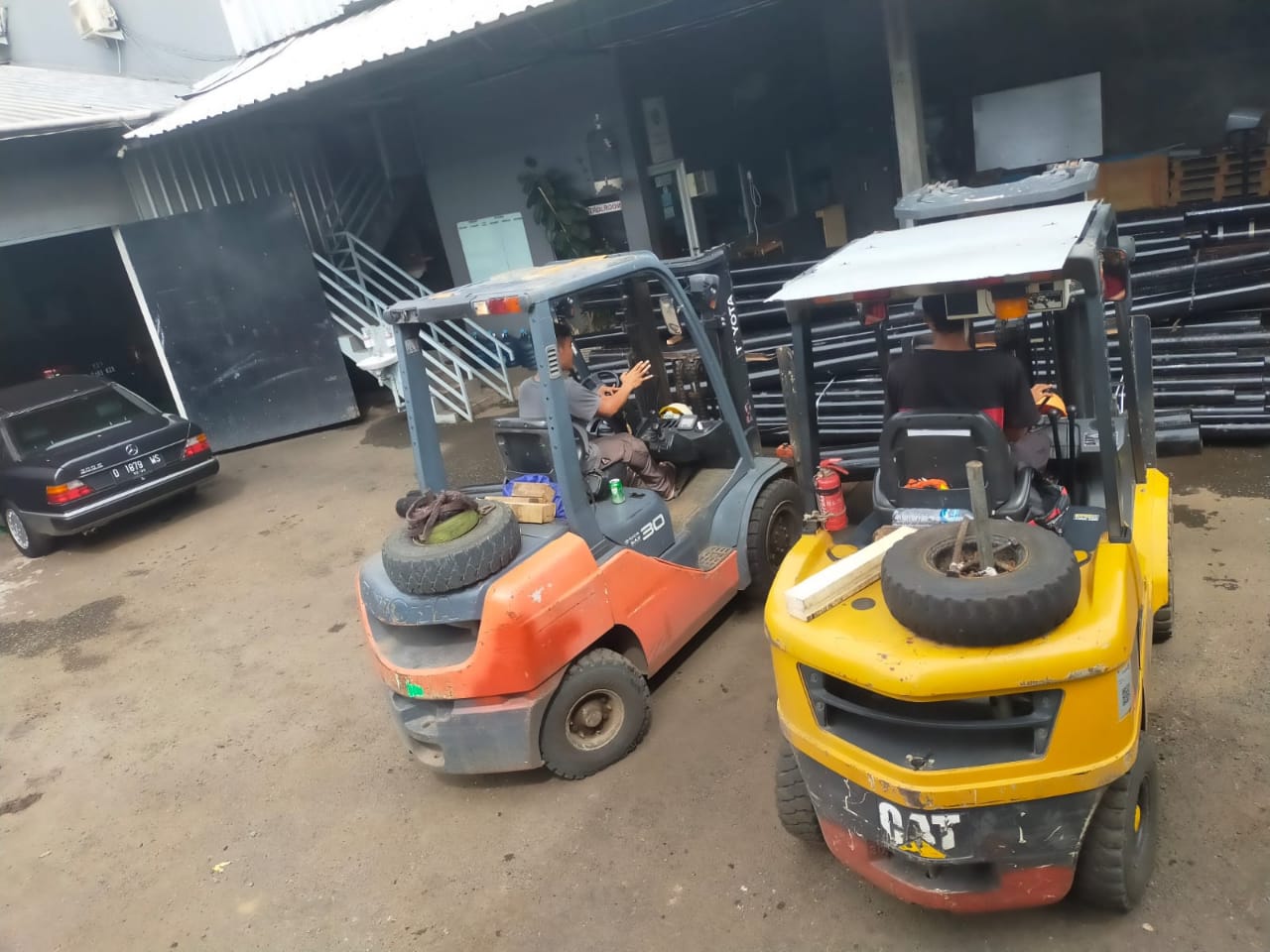 sewa-forklift-gunung-putri-murah