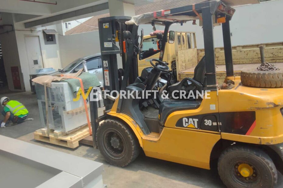 sewa forklift kemang bogor 24 jam