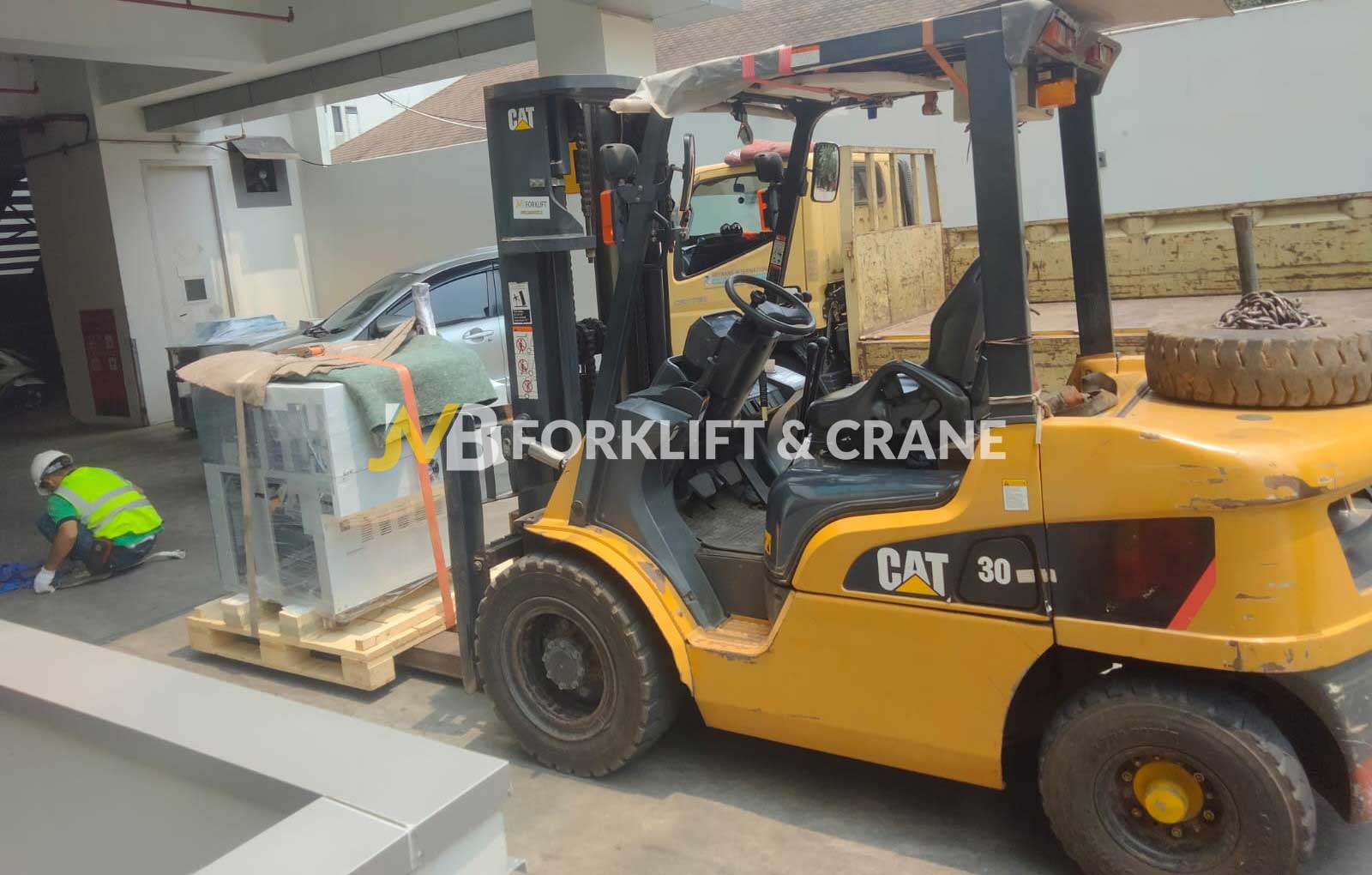 sewa-forklift-kemang-bogor