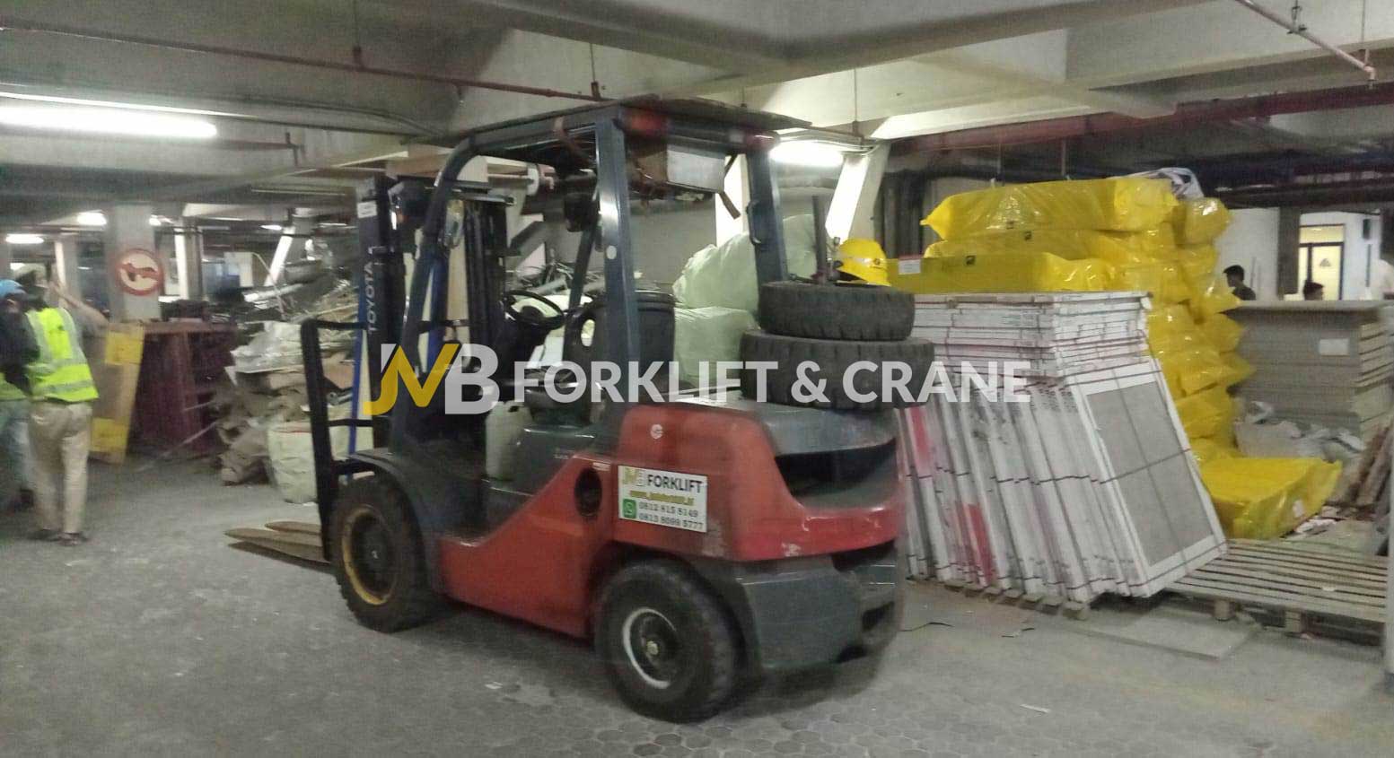 sewa-forklift-cilodong-depok-24-jam