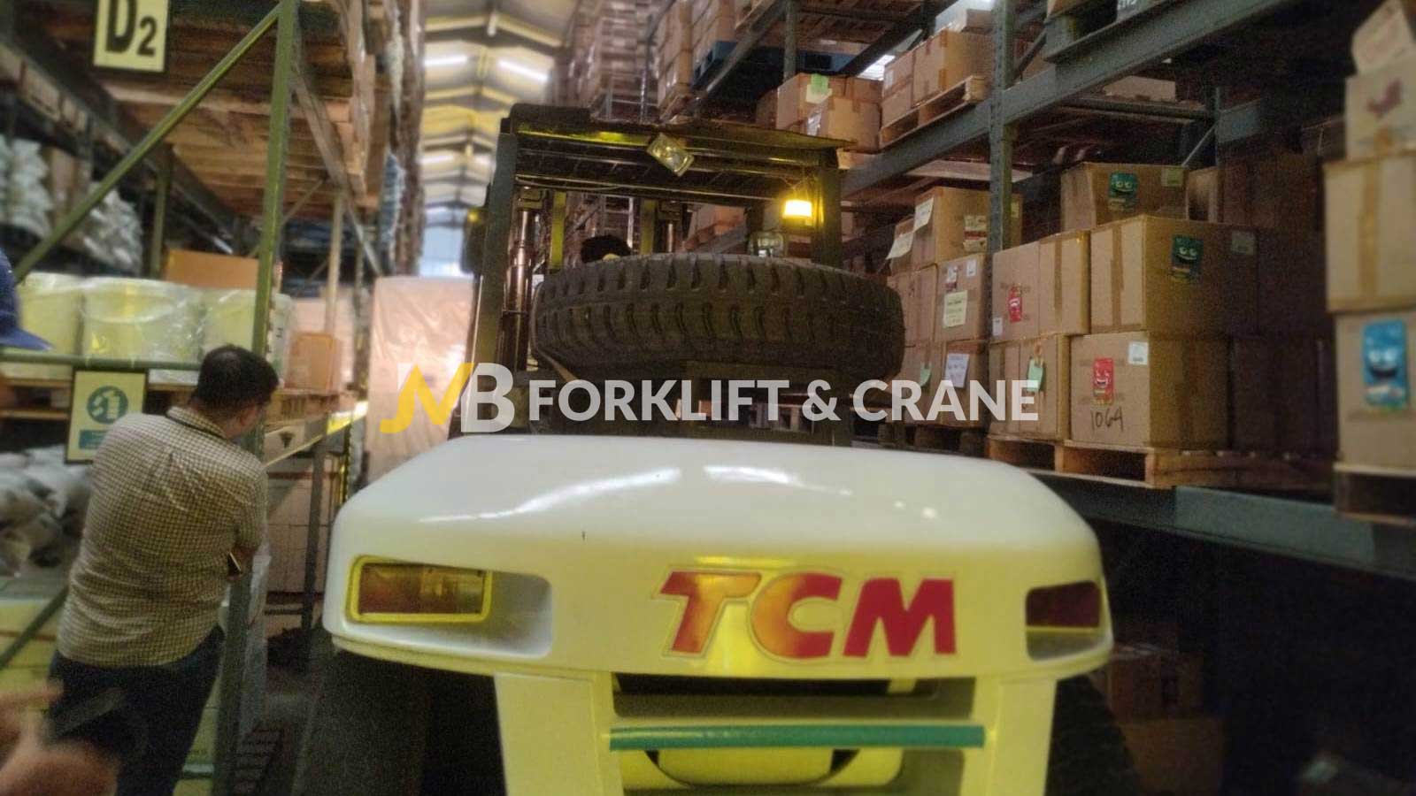 sewa-forklift-kebayoran-baru-jakarta
