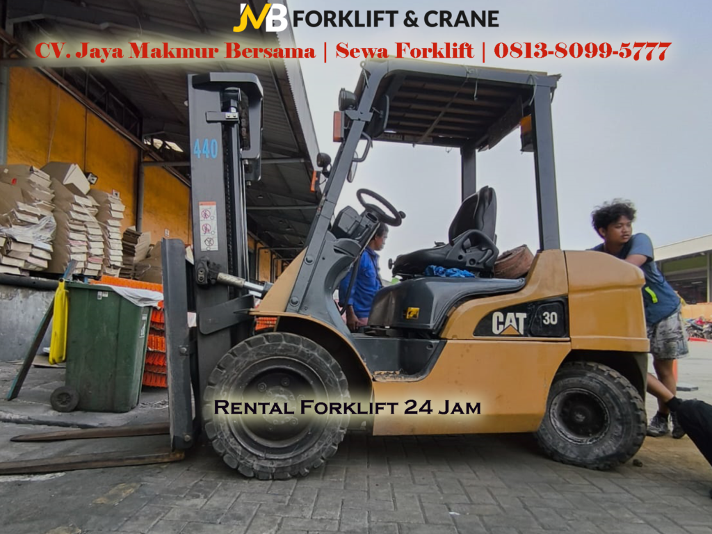 Sewa Forklift di Jakarta Barat, Kedoya: Cepat dan Terpercaya! Hub 081380995777